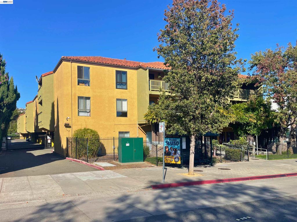 16006 E.14th Street 204, Ashland, CA 94578