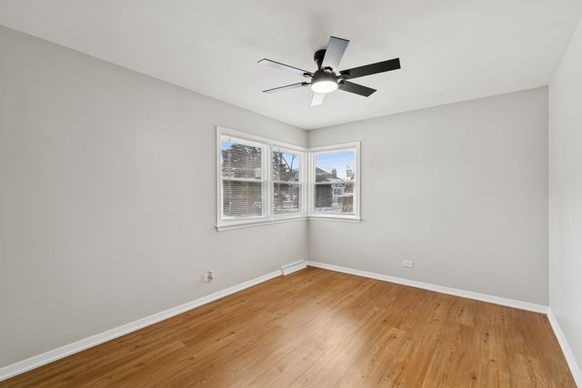 12323 S 74th Avenue, Palos Heights, IL 60463