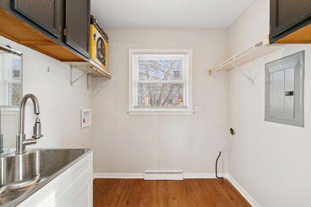 12323 S 74th Avenue, Palos Heights, IL 60463