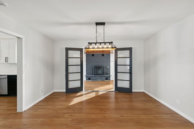 12323 S 74th Avenue, Palos Heights, IL 60463