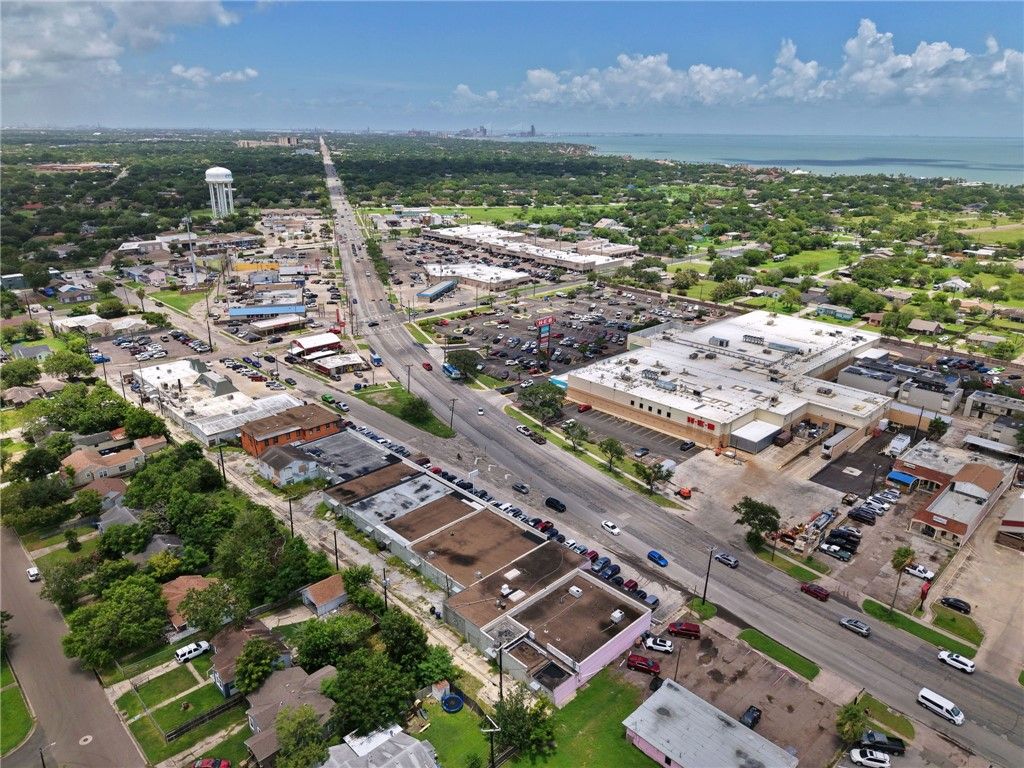 4321-4339 Alameda, Corpus Christi, TX 78412 — photo 3