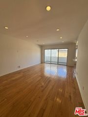 8710 Delgany Ave 23, Playa Del Rey (los Angeles), CA 90293