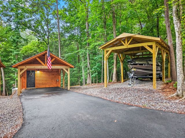 207 Bentley Cove, Murphy, NC 28906