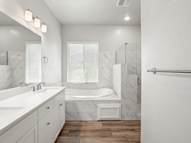 1751 N Kaweah Avenue, Clovis, CA 93619