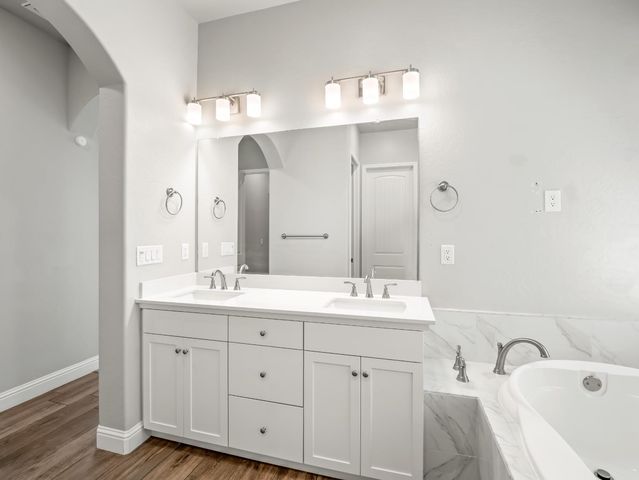 1751 N Kaweah Avenue, Clovis, CA 93619