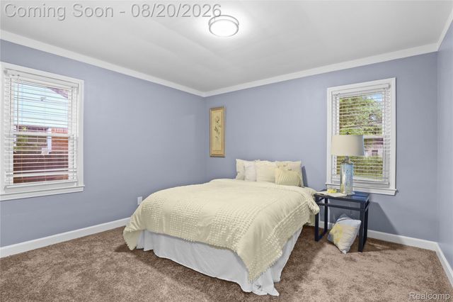 24241 Coolidge Highway, Oak Park, MI 48237