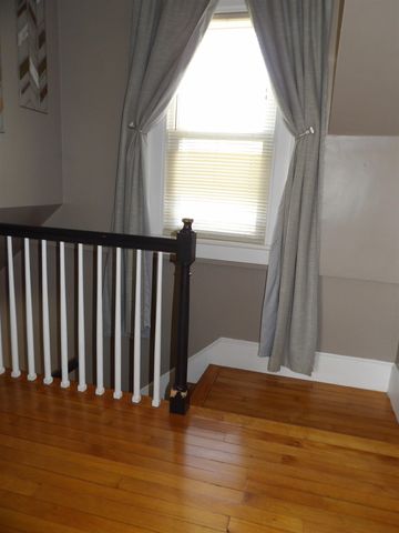 43 Middle Road, Clarendon, VT 05759