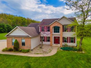 23589 Us Highway 12, Edwardsburg, MI 49112