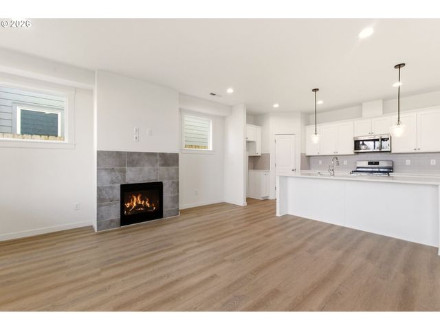 6950 N MADISON Cir, Ridgefield, WA 98642