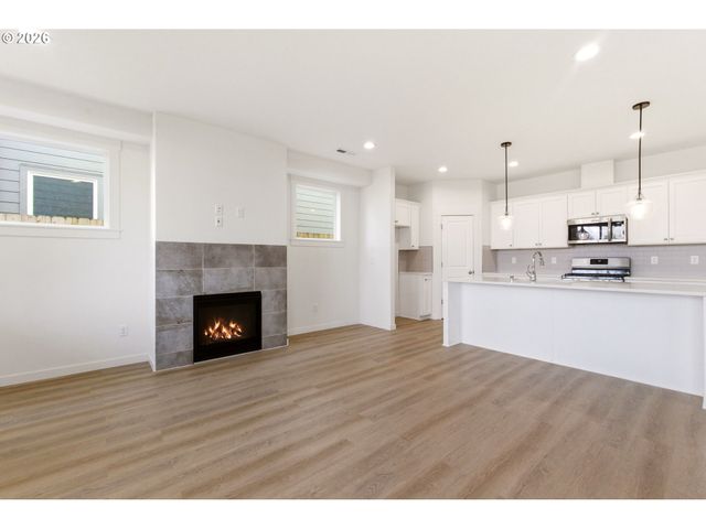 6950 N MADISON Cir, Ridgefield, WA 98642