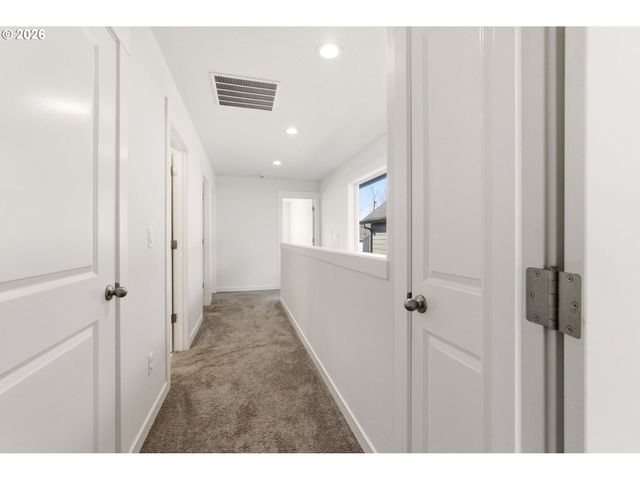 6950 N MADISON Cir, Ridgefield, WA 98642