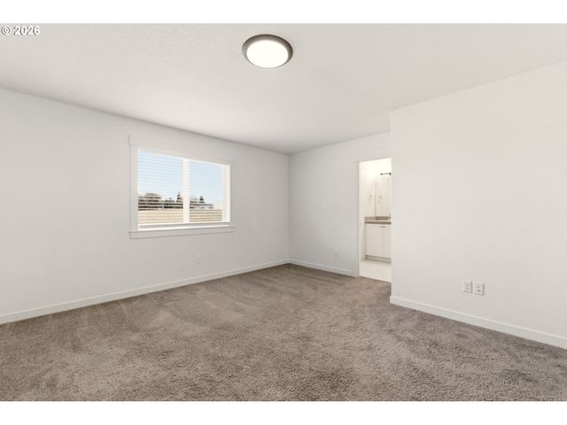 6950 N MADISON Cir, Ridgefield, WA 98642