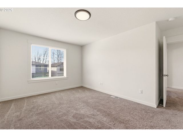 6950 N MADISON Cir, Ridgefield, WA 98642