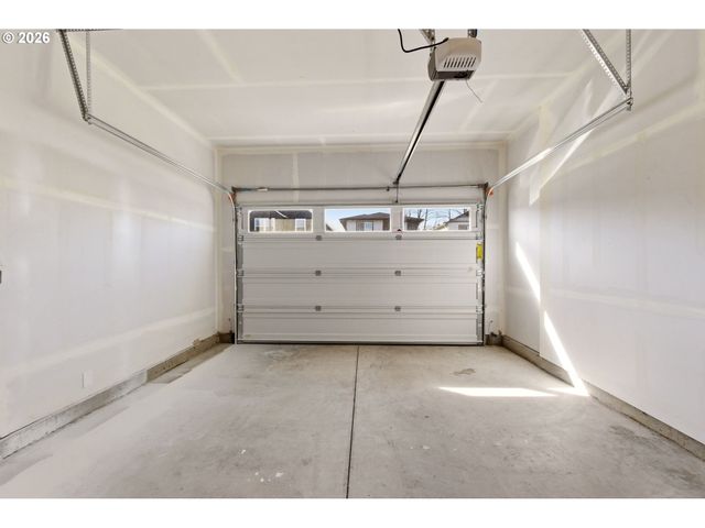 6950 N MADISON Cir, Ridgefield, WA 98642