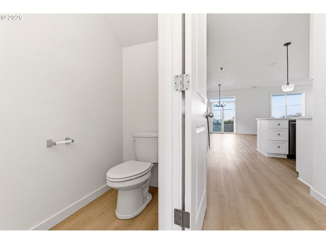 6950 N MADISON Cir, Ridgefield, WA 98642