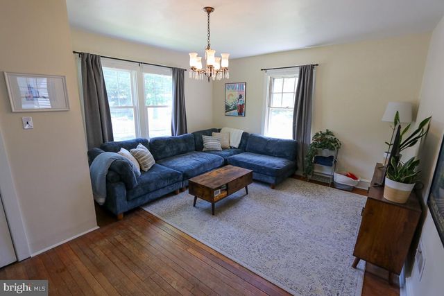 1952 SUSQUEHANNA RD, Abington, PA 19001