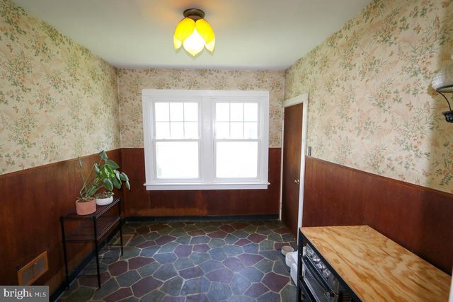 1952 SUSQUEHANNA RD, Abington, PA 19001