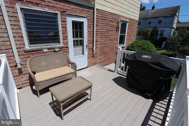 1952 SUSQUEHANNA RD, Abington, PA 19001