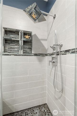 7802 211th Avenue E, Bonney Lake, WA 98391