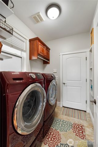 7802 211th Avenue E, Bonney Lake, WA 98391