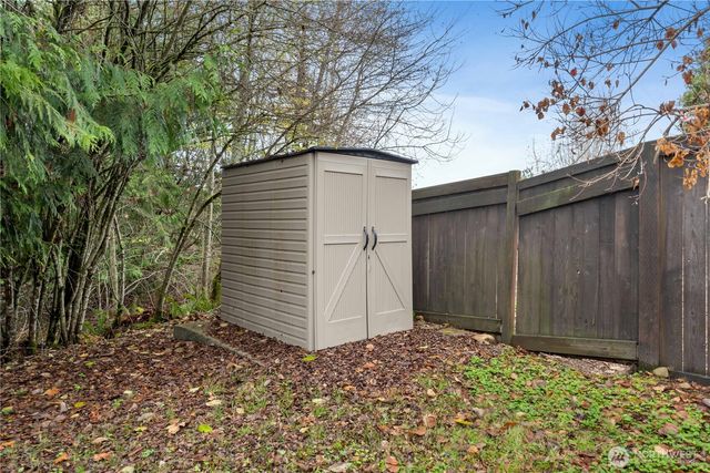 7802 211th Avenue E, Bonney Lake, WA 98391