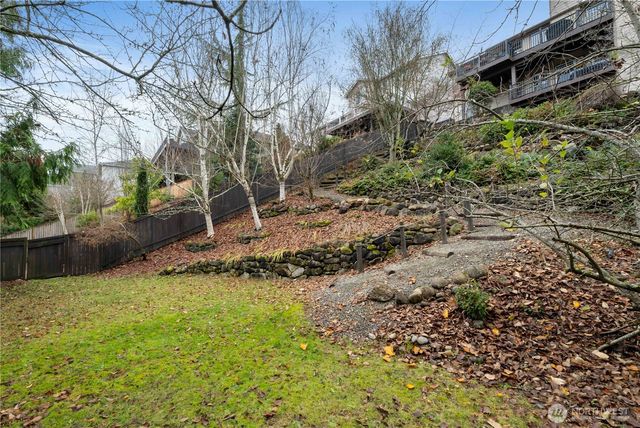 7802 211th Avenue E, Bonney Lake, WA 98391