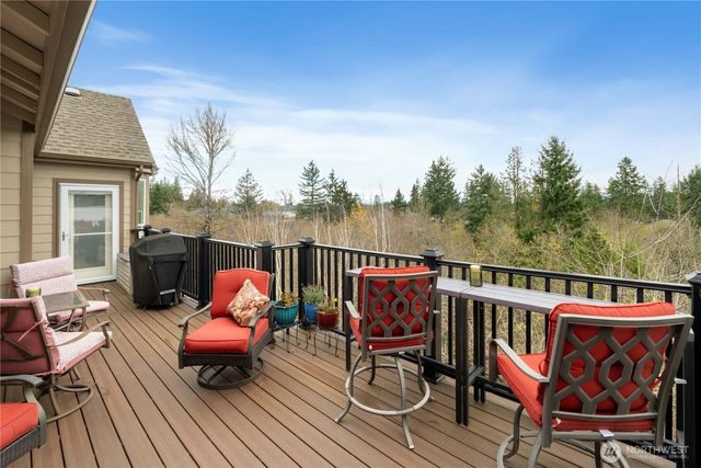 7802 211th Avenue E, Bonney Lake, WA 98391