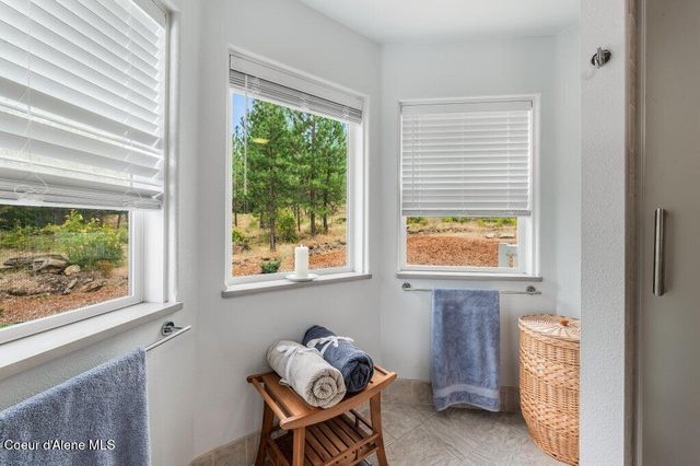11516 W Crystal Bay Rd, Post Falls, ID 83854