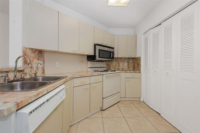 6272 NW 186th Street 106, Miami, FL 33015