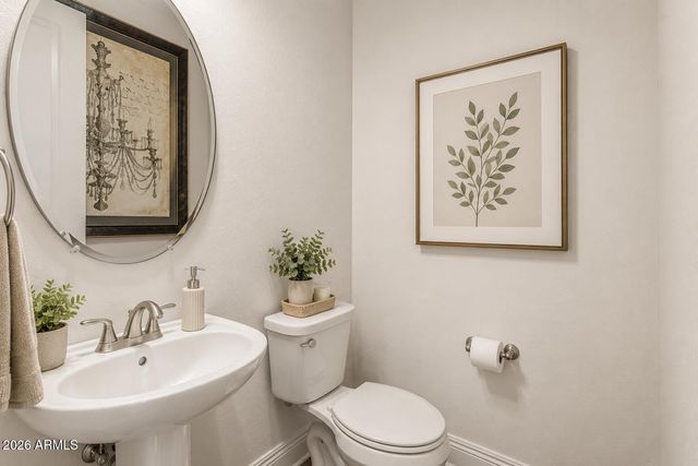 17190 W GRACEMONT Street, Surprise, AZ 85388