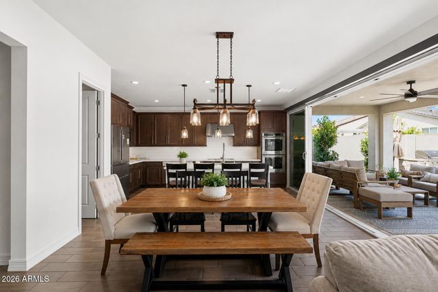 17190 W GRACEMONT Street, Surprise, AZ 85388