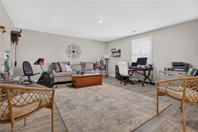 48600 Middle Ridge Road, Amherst, OH 44001