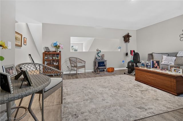 48600 Middle Ridge Road, Amherst, OH 44001