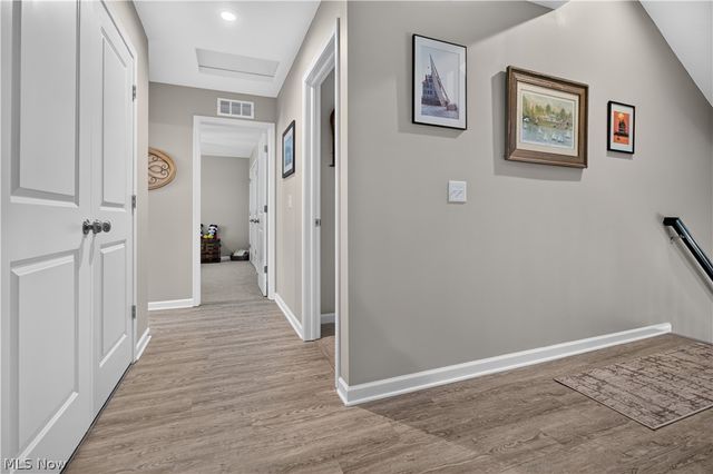 48600 Middle Ridge Road, Amherst, OH 44001