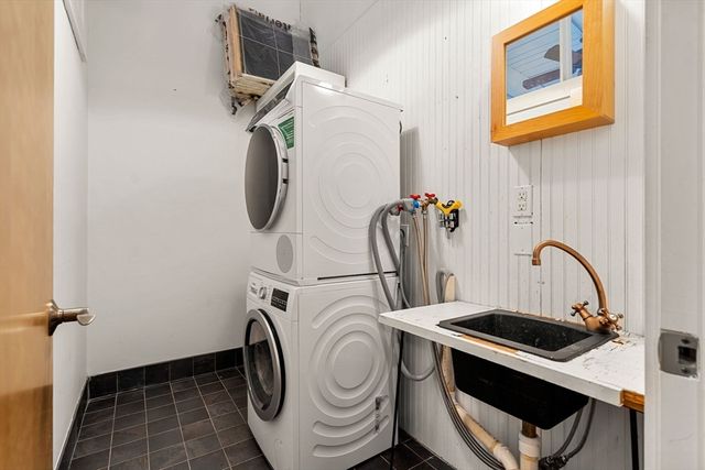 249 A 66, Boston, MA 02210