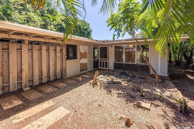 2039 Akaikai Loop, Pearl City, HI 96782
