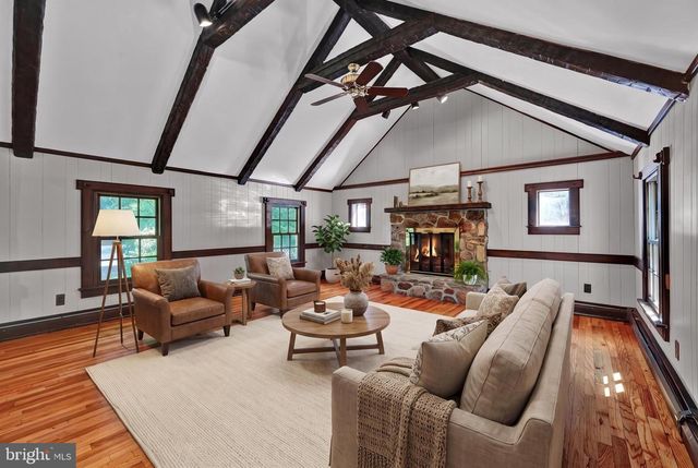 309 WARNER RD, Wayne, PA 19087