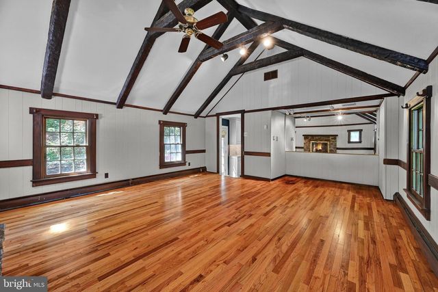309 WARNER RD, Wayne, PA 19087