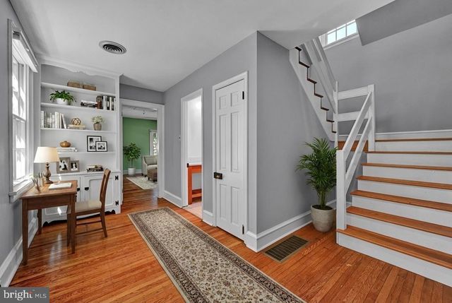 309 WARNER RD, Wayne, PA 19087