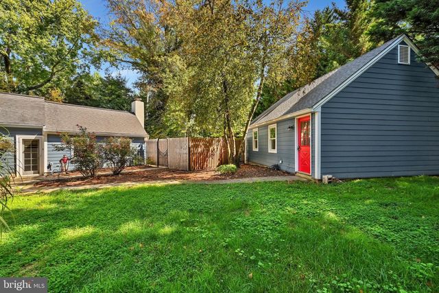 309 WARNER RD, Wayne, PA 19087