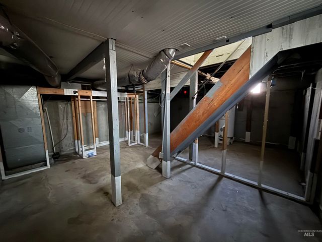 1111 14th Ave S, Nampa, ID 83651