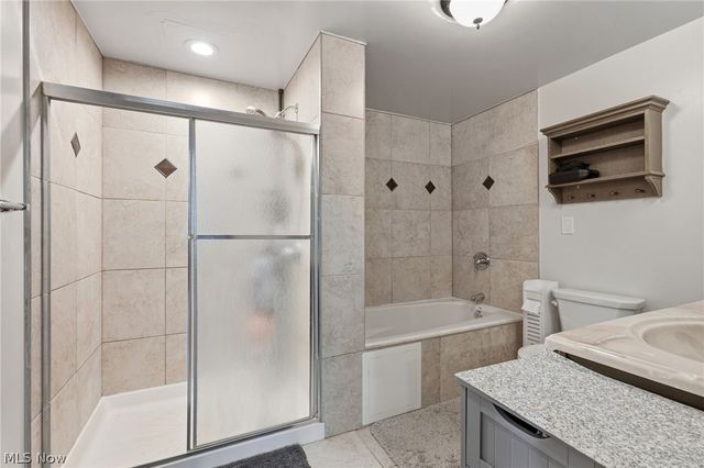 19230 Scottsdale Boulevard, Shaker Heights, OH 44122