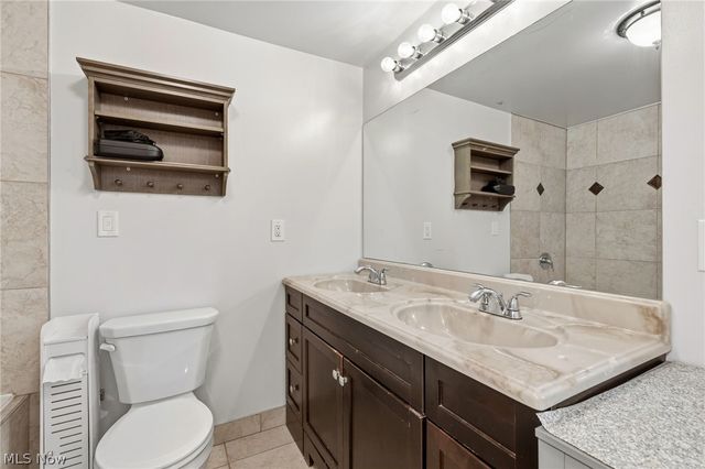 19230 Scottsdale Boulevard, Shaker Heights, OH 44122