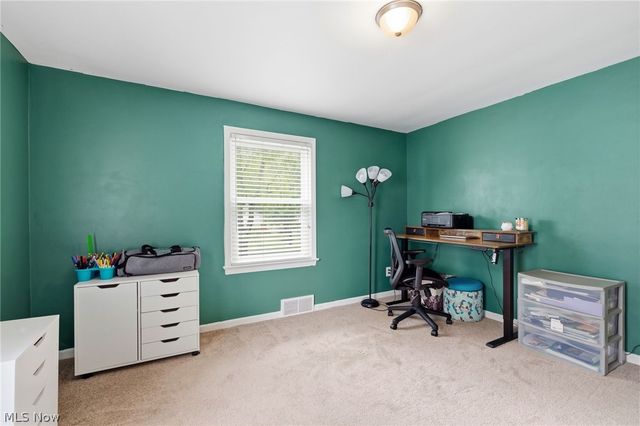 19230 Scottsdale Boulevard, Shaker Heights, OH 44122