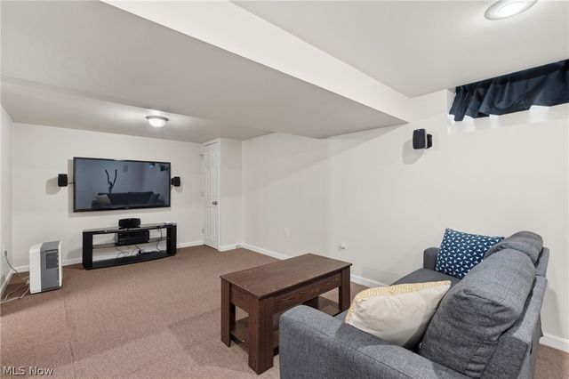 19230 Scottsdale Boulevard, Shaker Heights, OH 44122