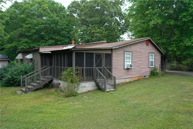 130 S King Street, Seneca, SC 29678