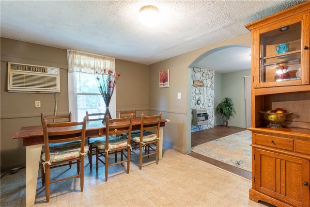 130 S King Street, Seneca, SC 29678