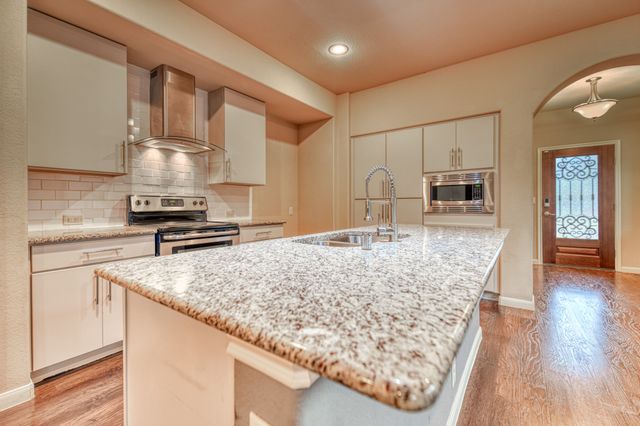 4116 Sandalwood Court, Forney, TX 75126