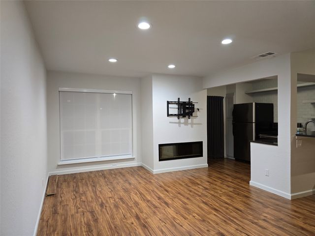 5200 Martel Avenue 13D, Dallas, TX 75206