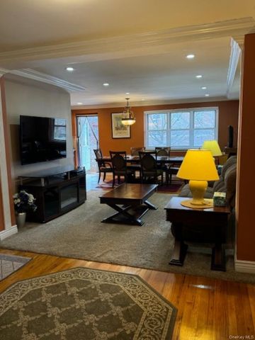 151-20 88th Street 2G, Howard Beach, NY 11414